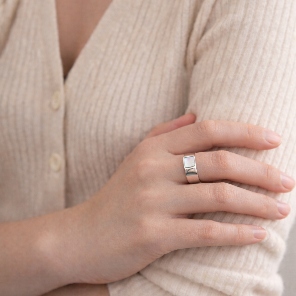 Bague Soren • Nacre Signature